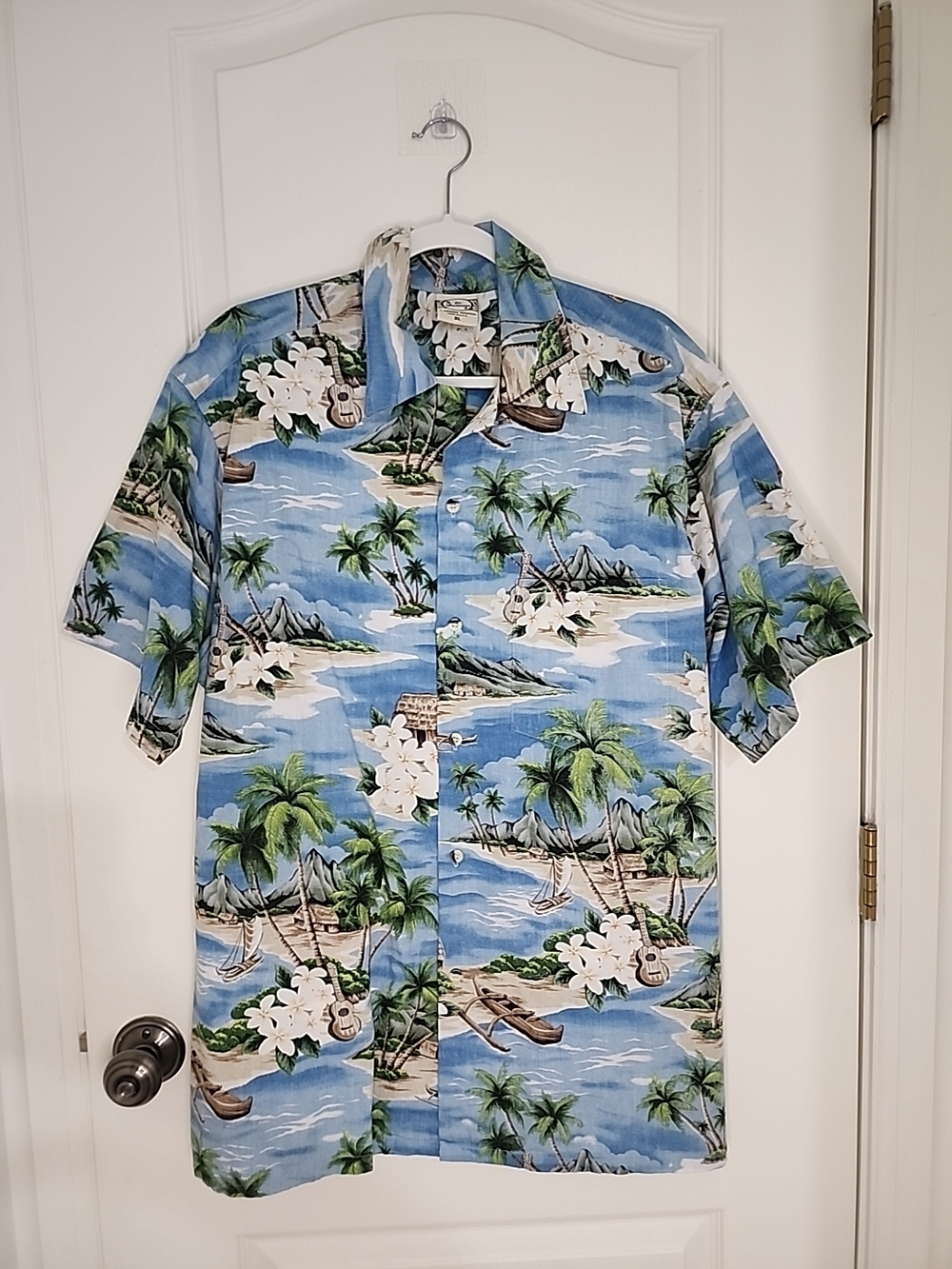 Go Barefoot Hawaiian Shirt XL Blue Tropical Island Print Made USA